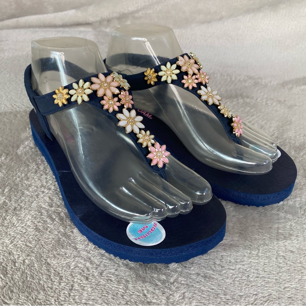Skechers Cali Daisies Sandals Womens Size 7 Blue Yoga Foam Thong Rhinestone NEW